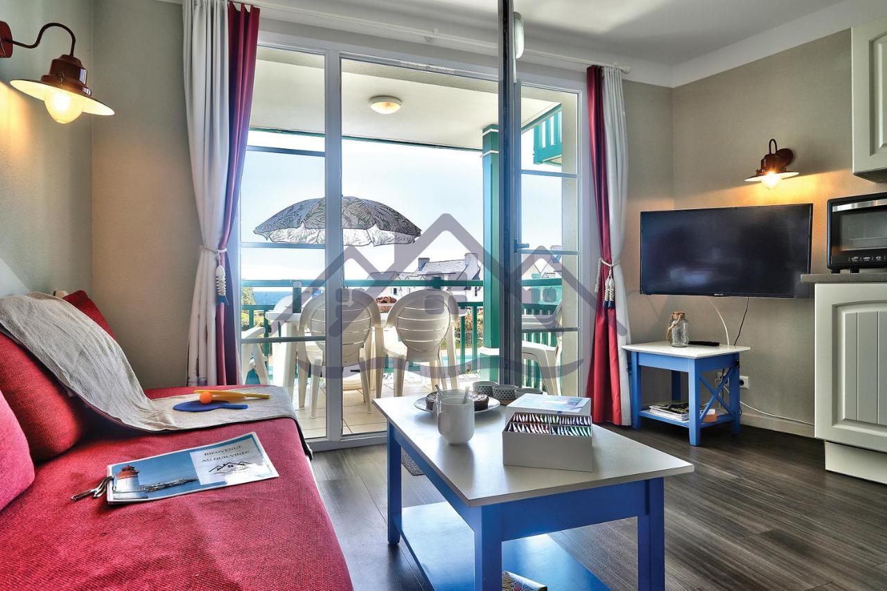 Au Guilvinec Seaview: Beachfront Retreat with Pool and Garden Exterior photo