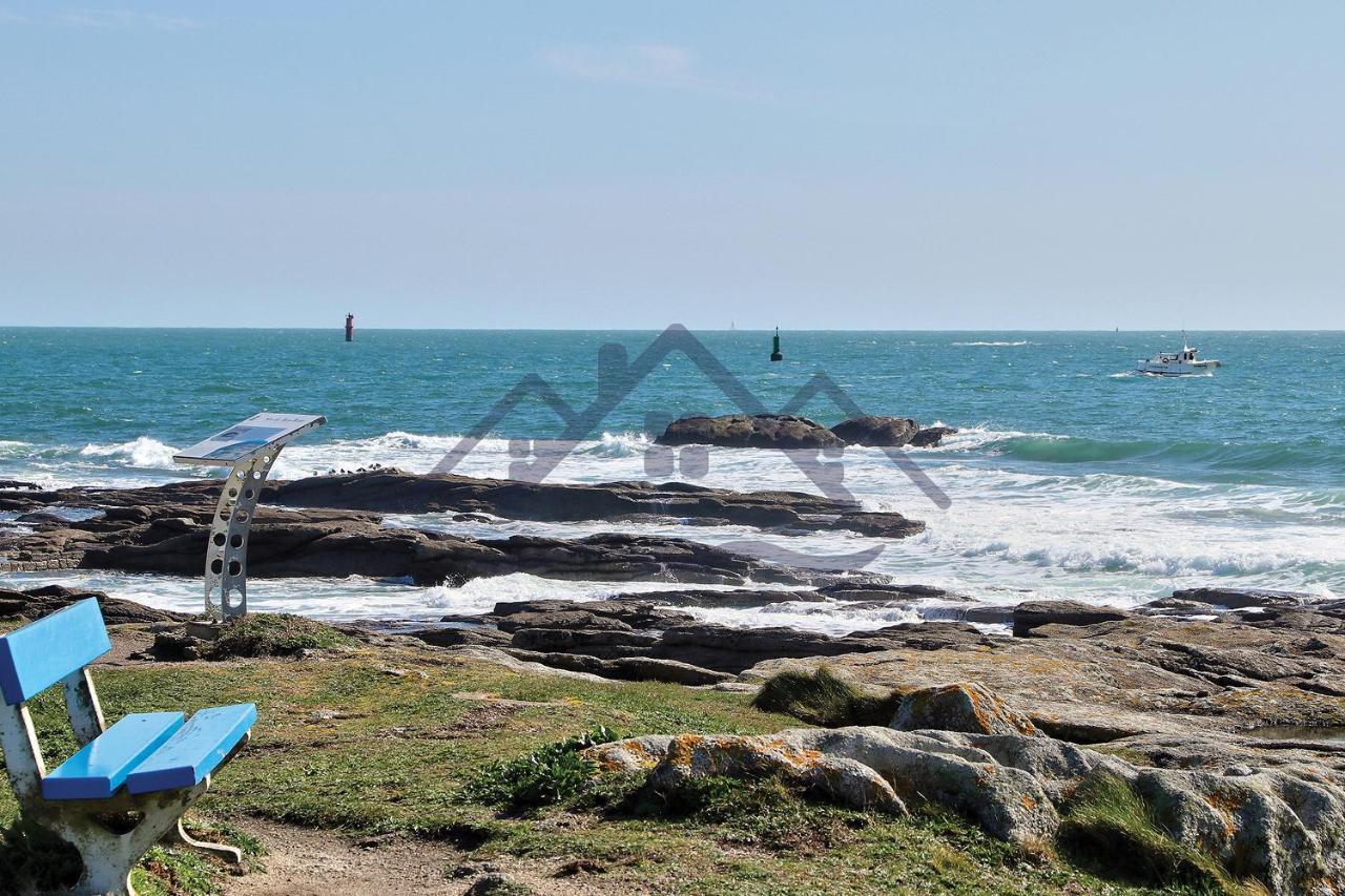 Au Guilvinec Seaview: Beachfront Retreat with Pool and Garden Exterior photo